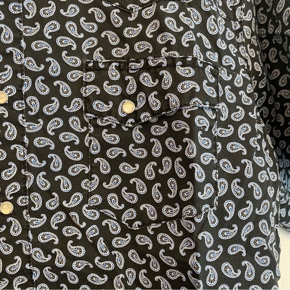 Wrangler Navy Blue Paisley Button Down Shirt Size Large - Picture 3 of 10